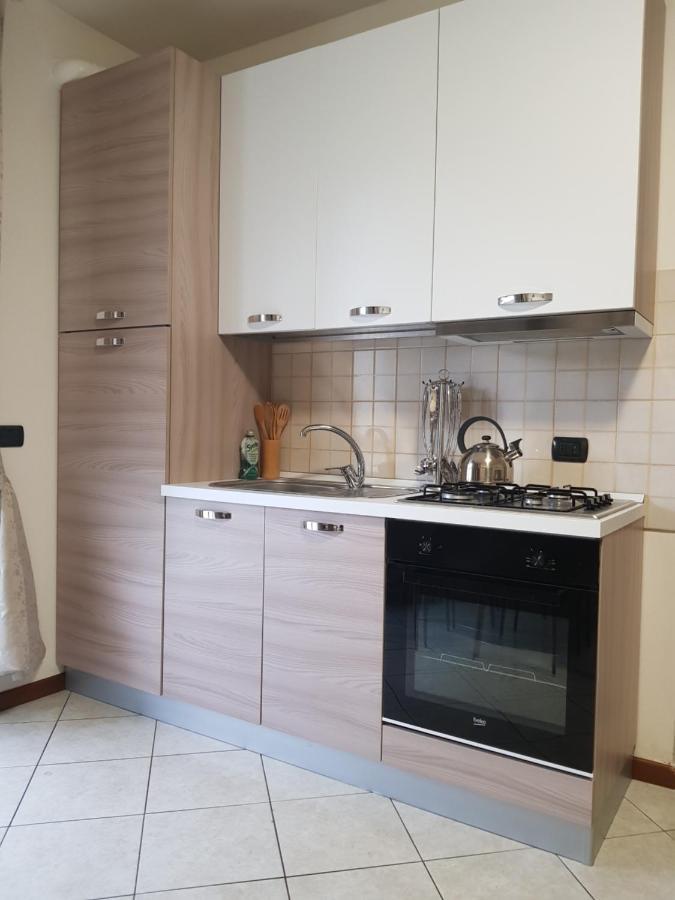 Appartamento Diamantina Десенцано дел Гарда Екстериор снимка
